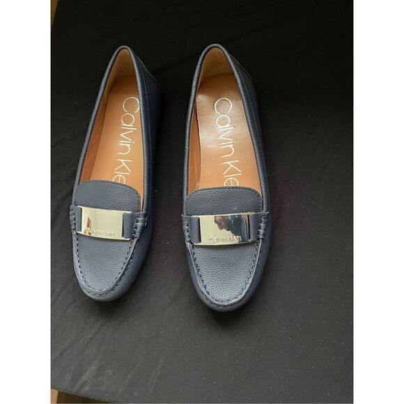 Calvin Klein woman’s 6.5 loafers - Picture 1 of 10
